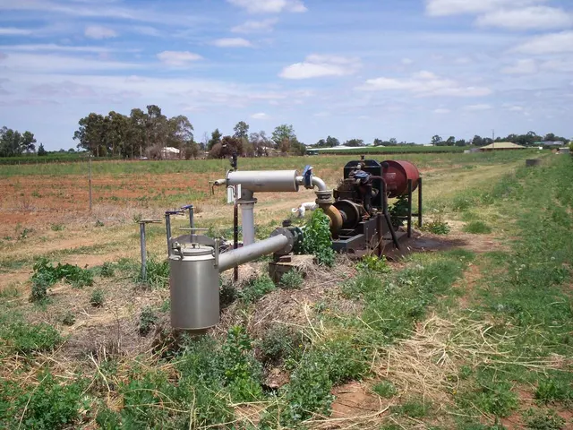 Water pump 5HP diesel — with pipes