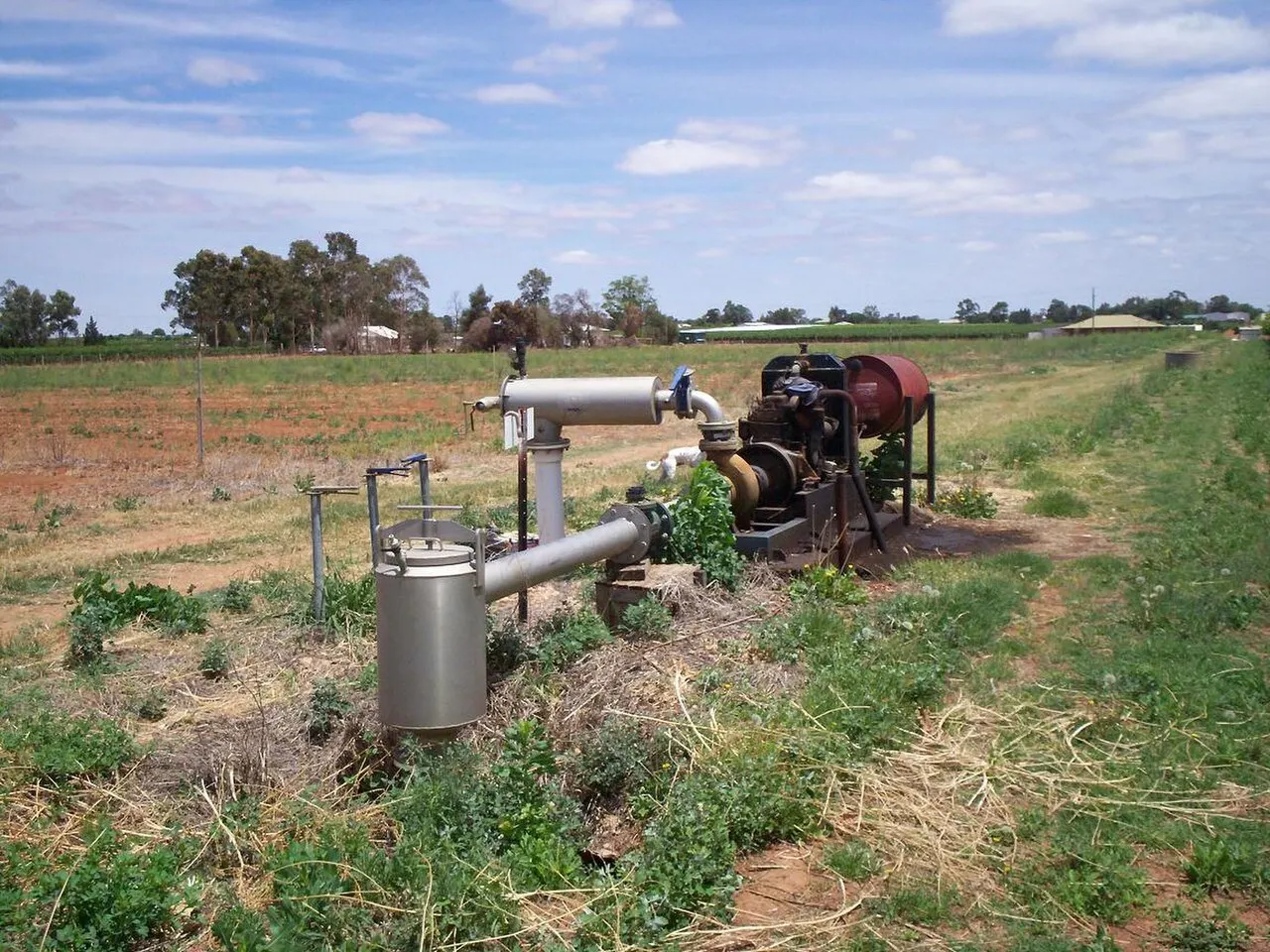 Water pump 5HP diesel — with pipes