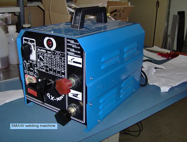 Welding machine 200A with rods