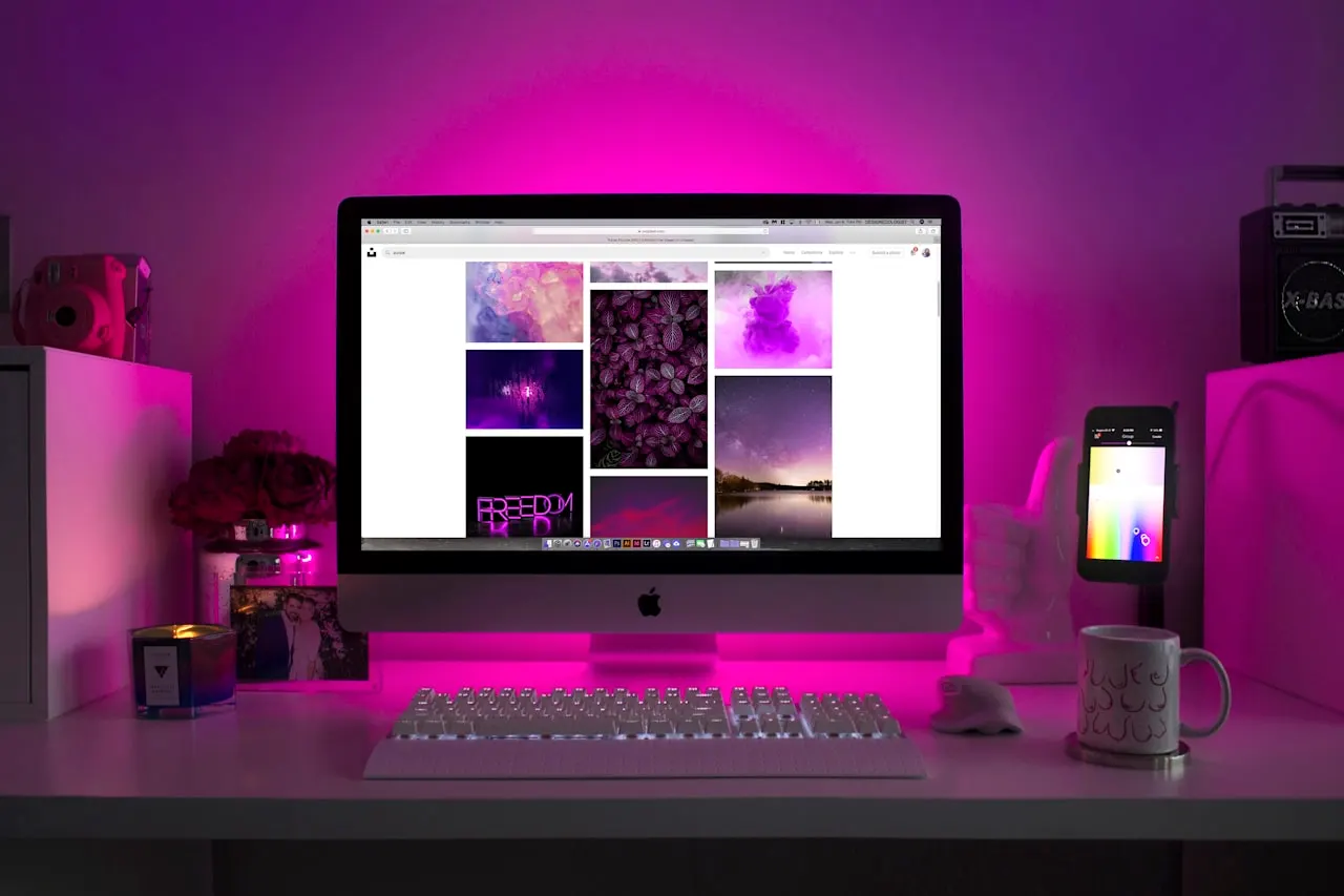 Desktop set — i3, 19" monitor, UPS
